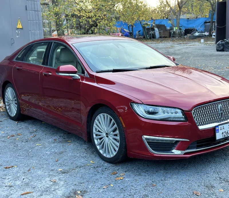 Lincoln MKZ 2017 рік
