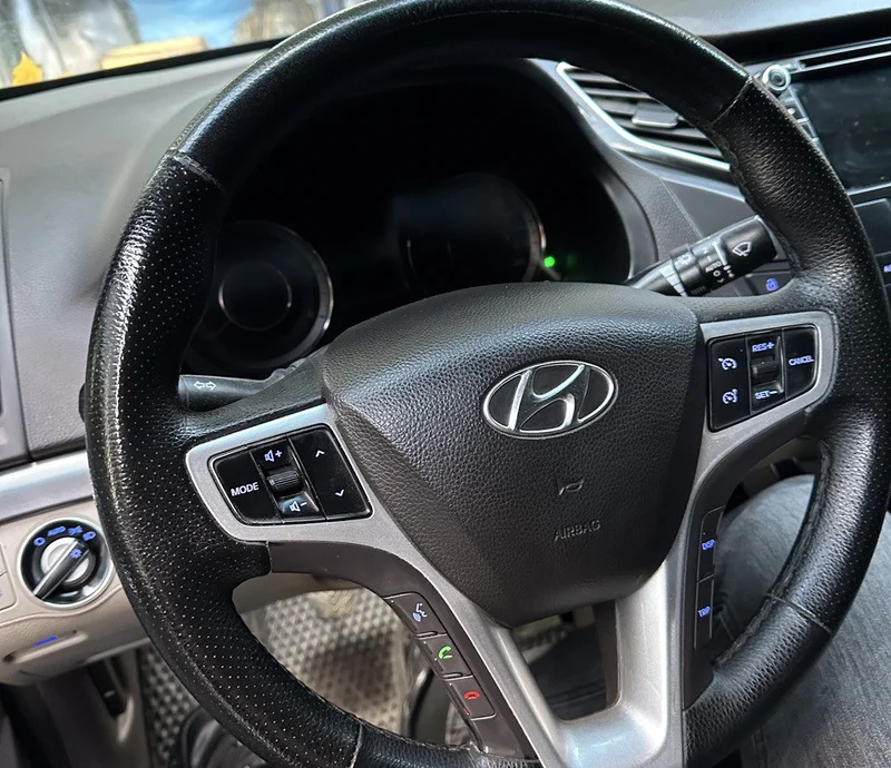 Hyundai i30 2012 рік