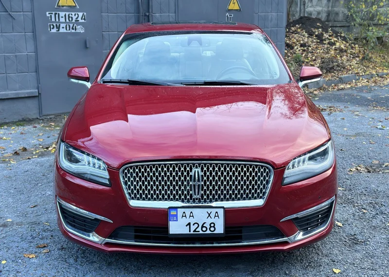 Lincoln MKZ 2017 рік