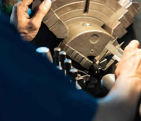 Токарні роботи в СТО Києва